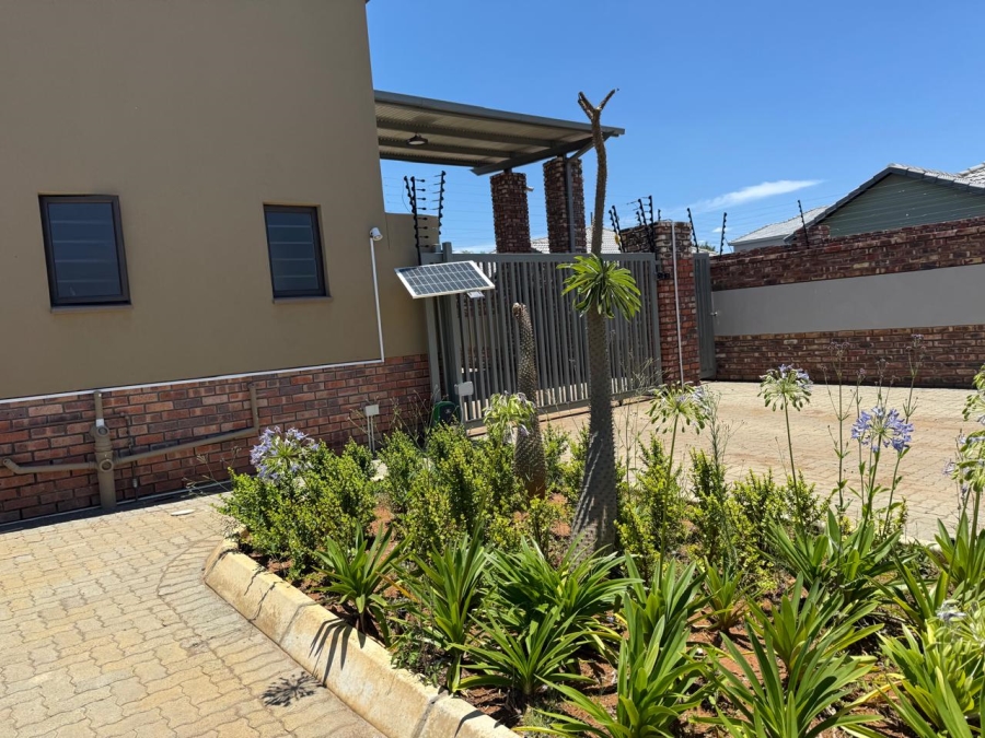 3 Bedroom Property for Sale in Waterkloof East North West